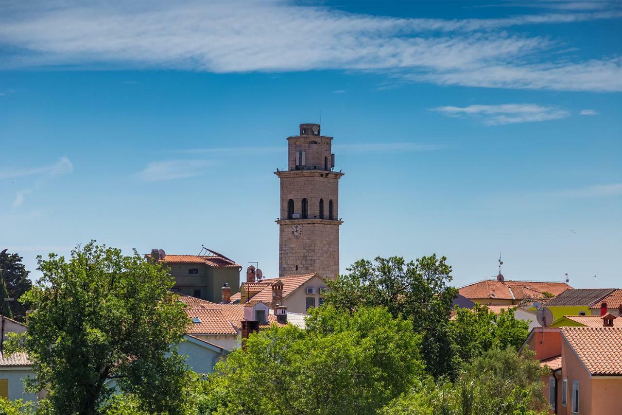 Vila Milla Premantura Bagian luar foto