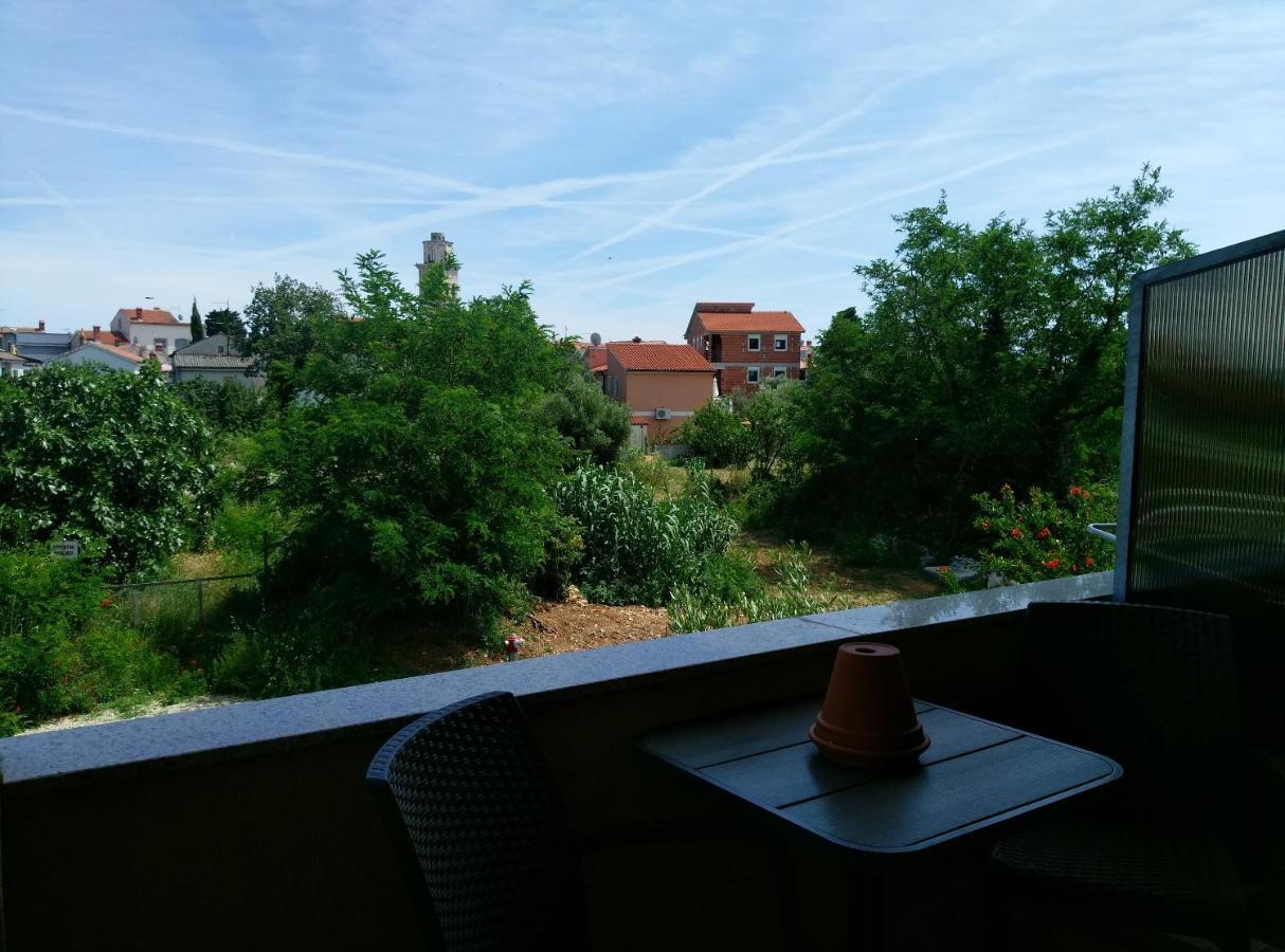 Vila Milla Premantura Bagian luar foto